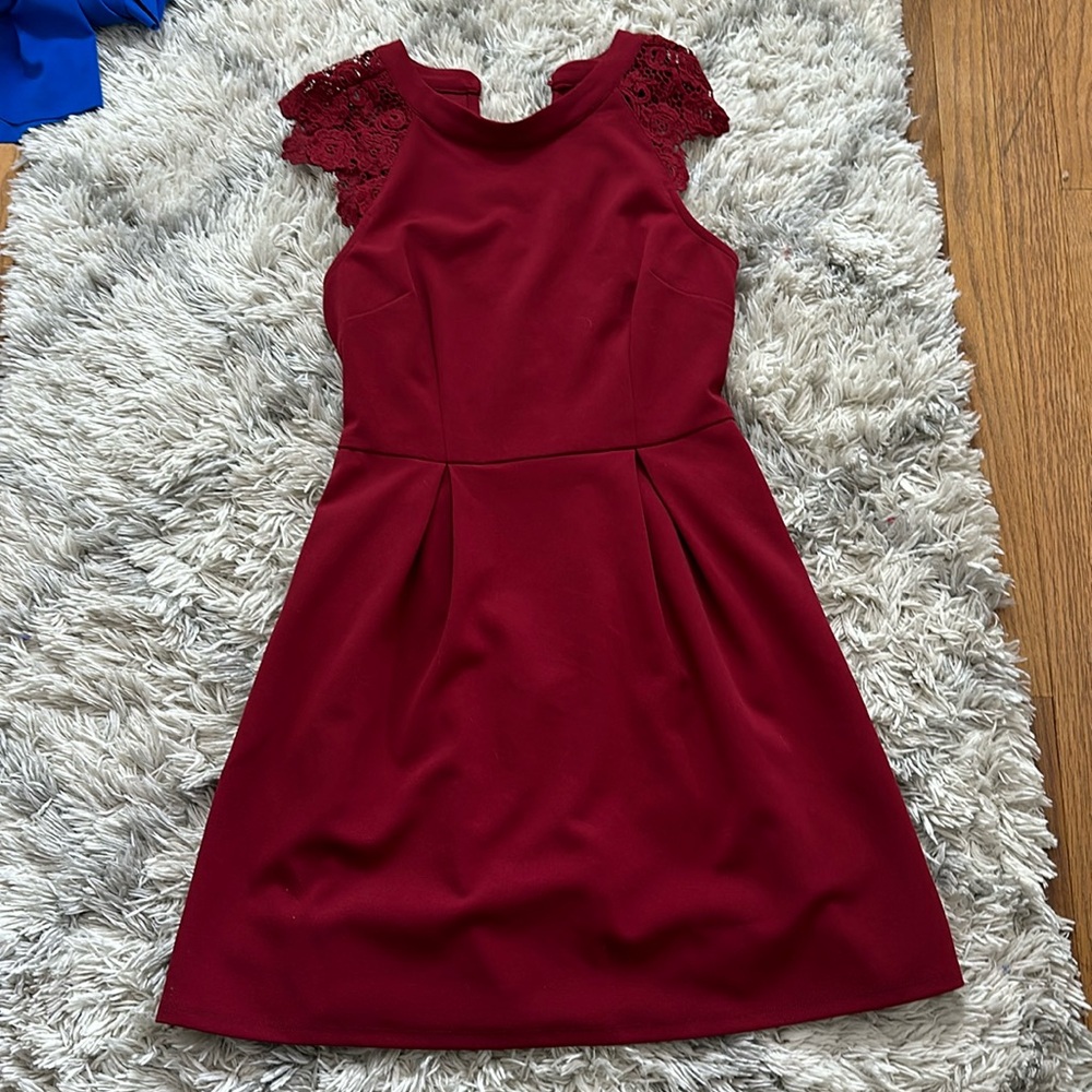 ‘Speechless’ maroon dress, in great condition, no staining